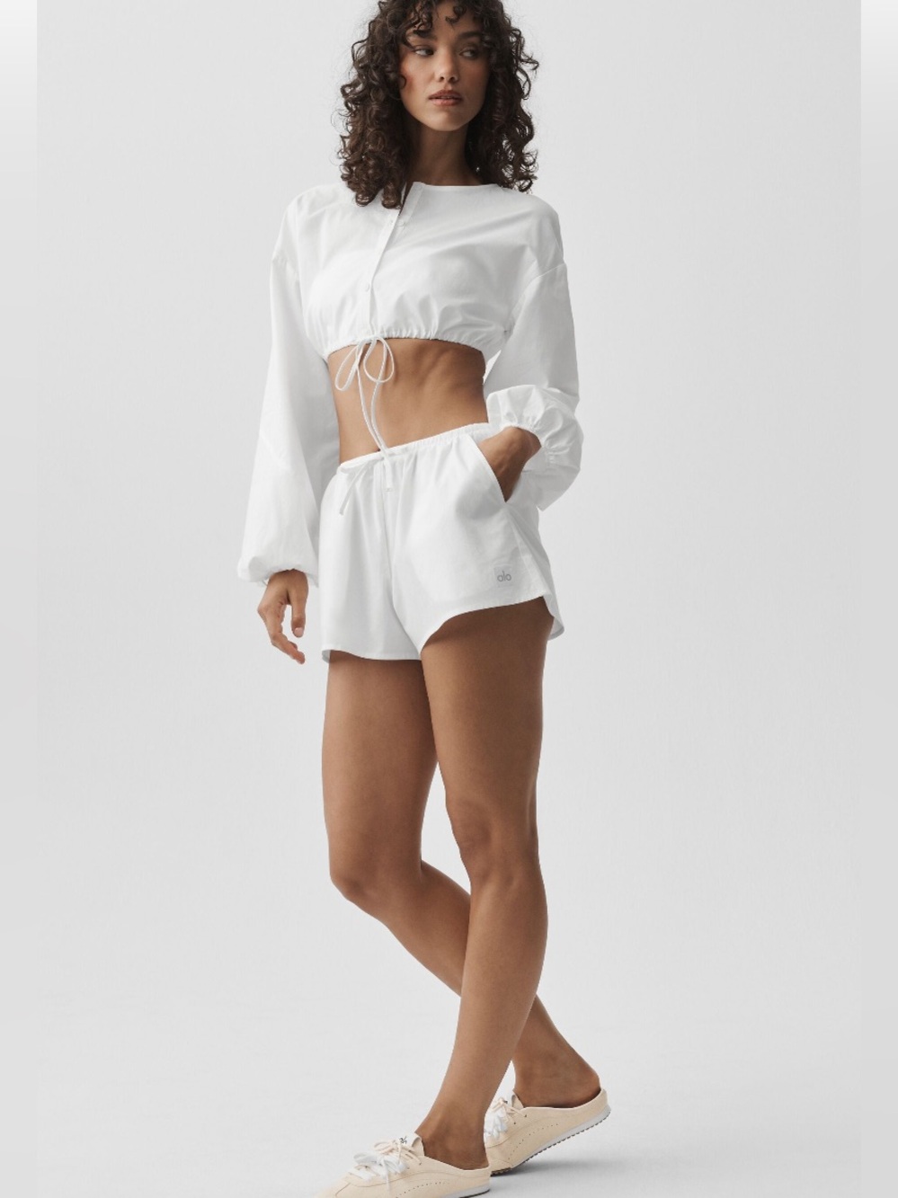 Medium ALO YOGA Cotton High-Waist Real Deal Short- White $88 NWT !